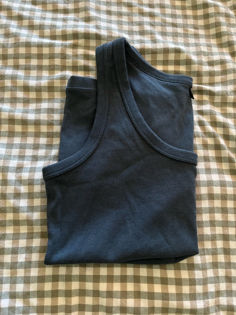Uniqlo Soft Ribbed Tank Top - Picture 12 of 12